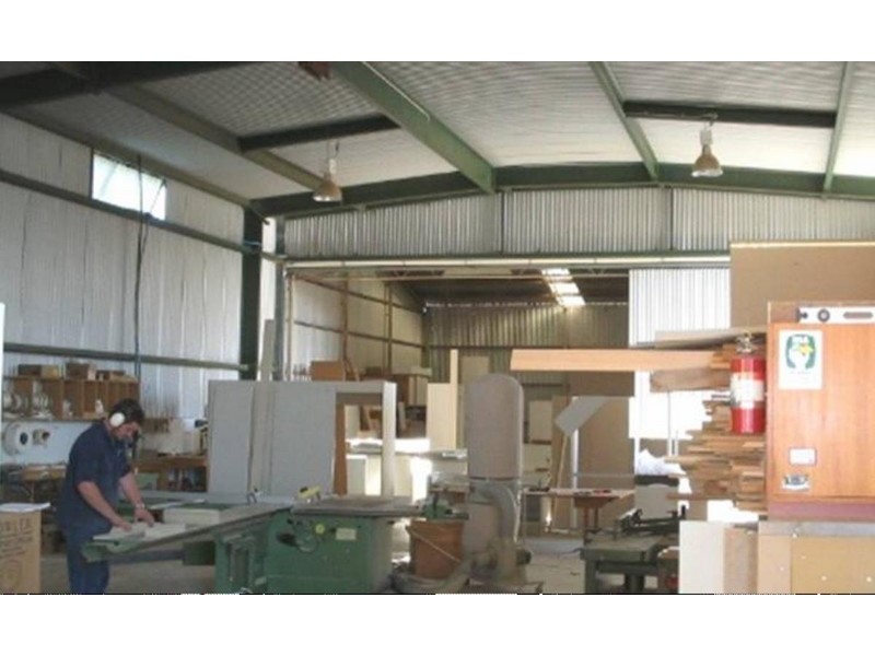 7 Racecourse Road, Bordertown SA 5268