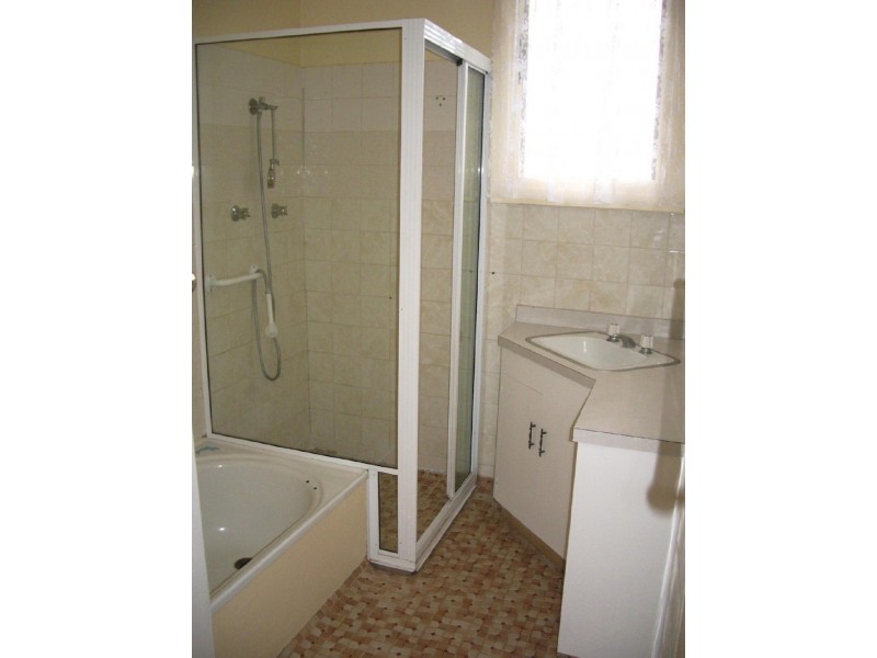 12 Virgo Street, Bordertown SA 5268