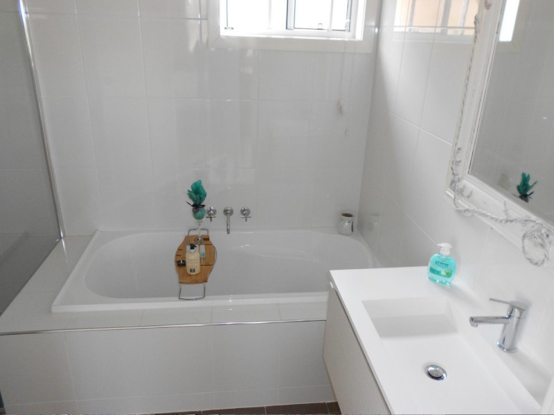 82 Victoria Parade, Bordertown SA 5268