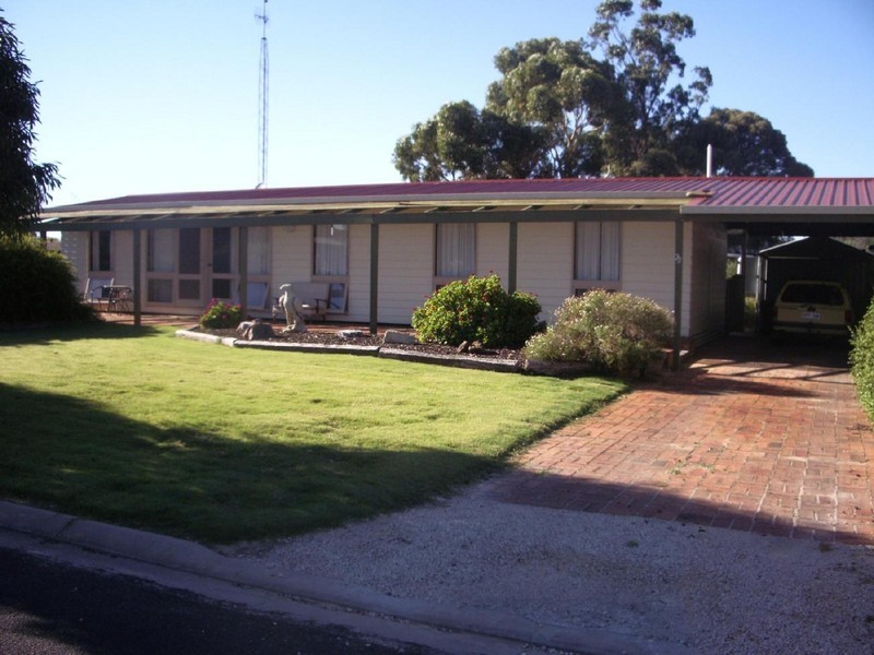 22 Bertha, Bordertown SA 5268