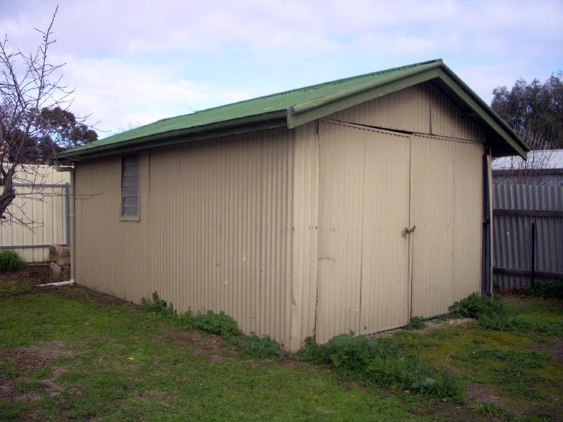 10 Oliver, Bordertown SA 5268