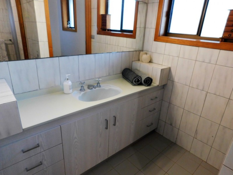 27 Creecoona Tce, Bordertown SA 5268