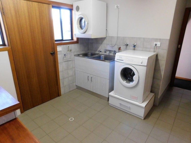 27 Creecoona Tce, Bordertown SA 5268