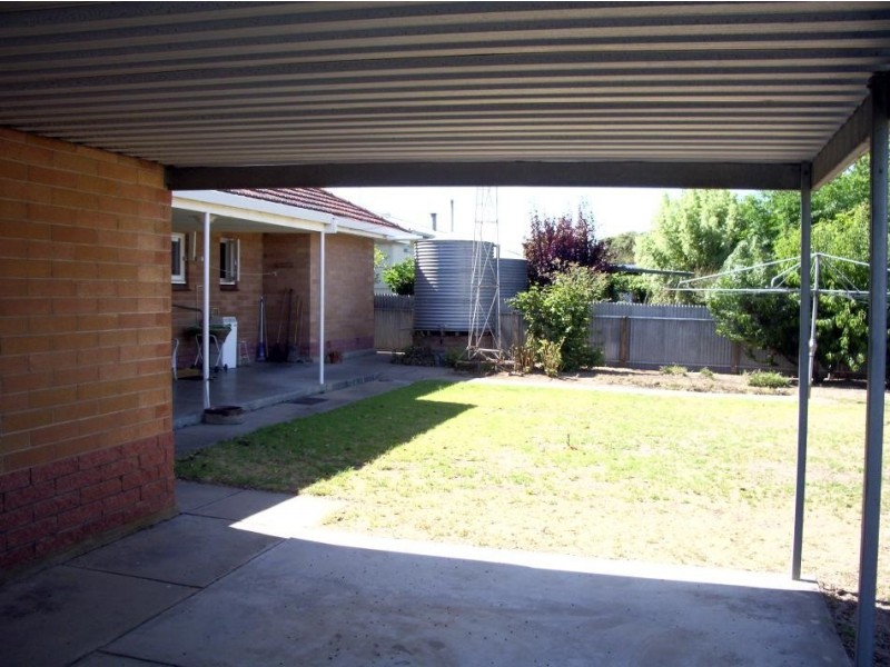 2 Philip Avenue, Bordertown SA 5268