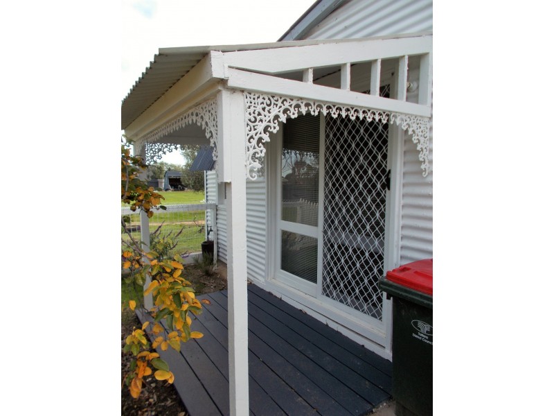 8 Ridgway Road, Wolseley SA 5269