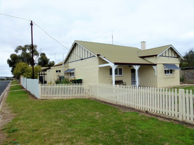 39 Salom Street, Bordertown SA 5268