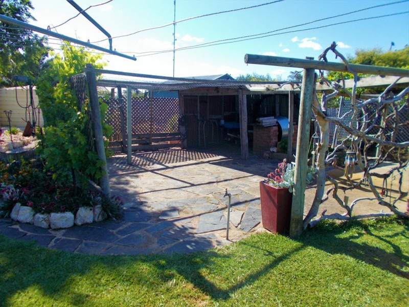 39 Salom Street, Bordertown SA 5268