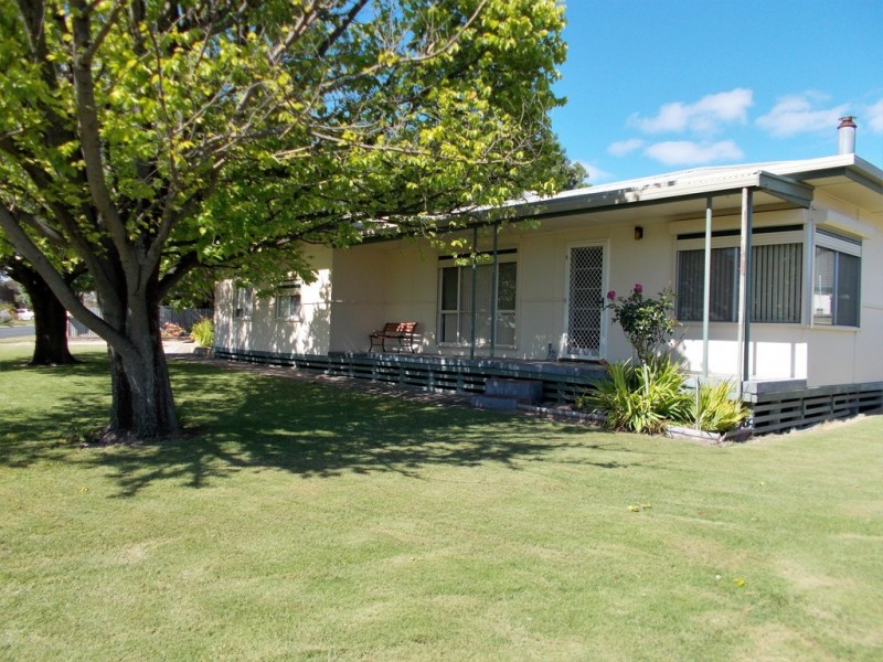 9 Eveline St, Bordertown SA 5268