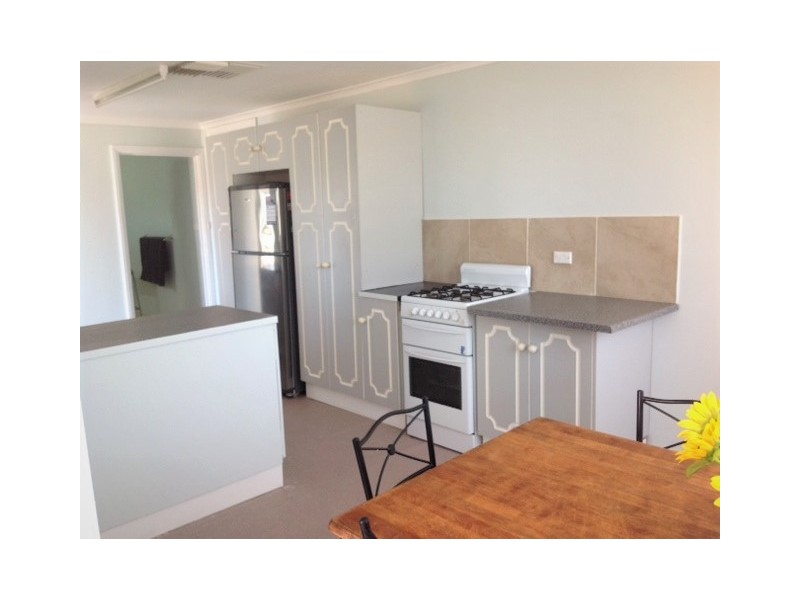 13 Murrayville Road, Pinnaroo SA 5304