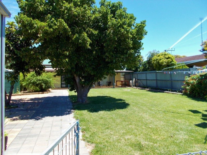 22 Fourth Street, Bordertown SA 5268