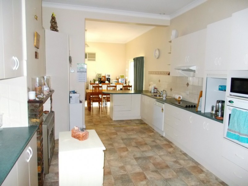 22 Fourth Street, Bordertown SA 5268