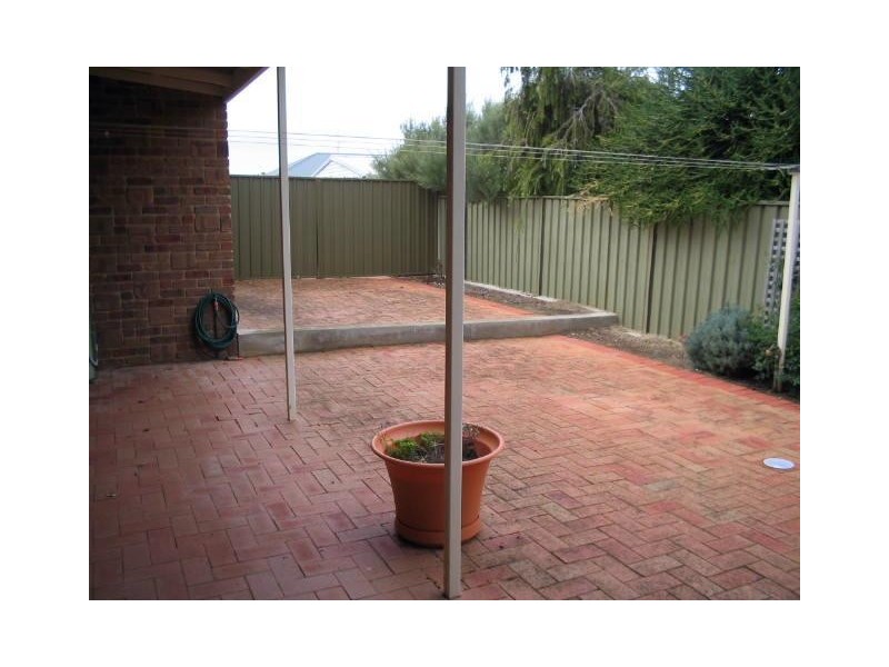 10 Kathleen Street, Bordertown SA 5268