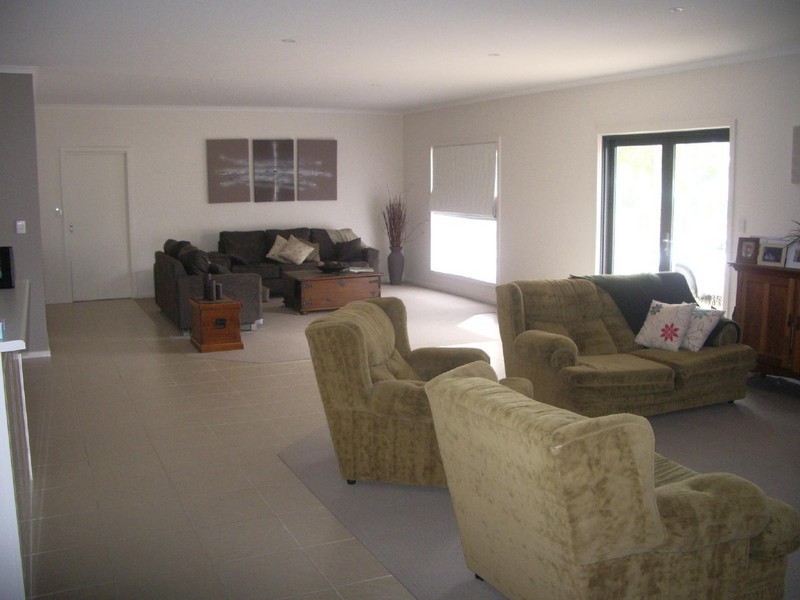 5 Osborne Court, Bordertown SA 5268