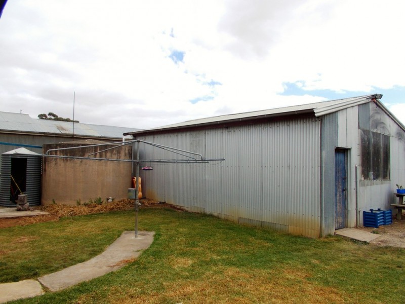 27 Milne Street, Bordertown SA 5268