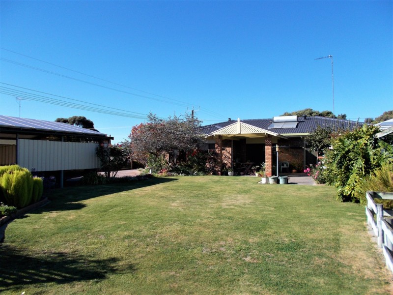 25 Cannawigara Road, Bordertown SA 5268