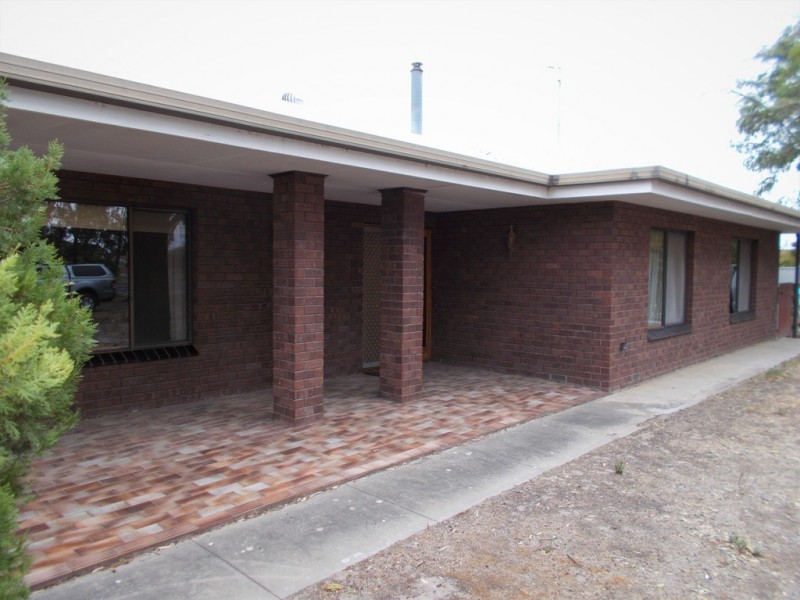 9 Cannawigara Road, Bordertown SA 5268