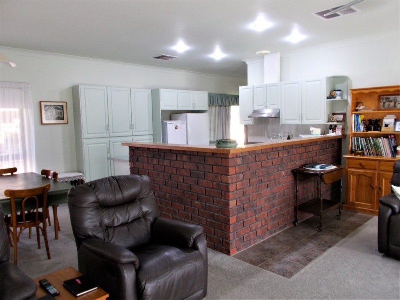 10 Smith Avenue, Bordertown SA 5268