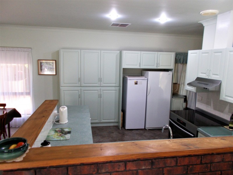 10 Smith Avenue, Bordertown SA 5268