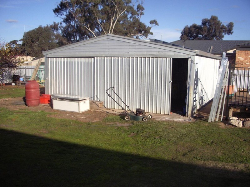 32  Milne Street, Bordertown SA 5268
