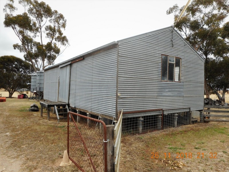 18241 Dukes Highway, Bordertown SA 5268