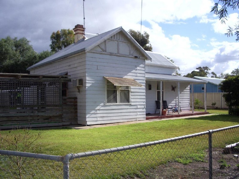 17 Sanderson Street, Mundulla SA 5270
