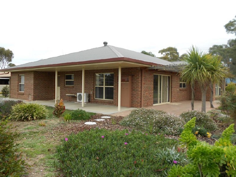 18 Peake Street, Bordertown SA 5268