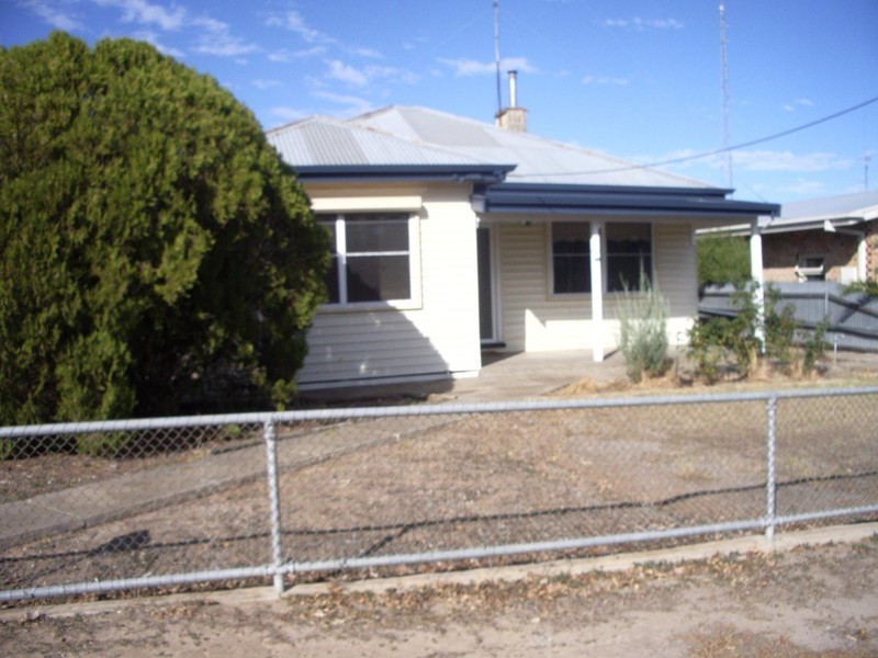 12  Campbell Street, Bordertown SA 5268