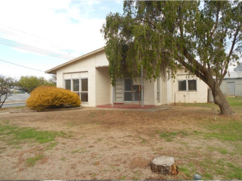 164 Victoria Parade, Bordertown SA 5268