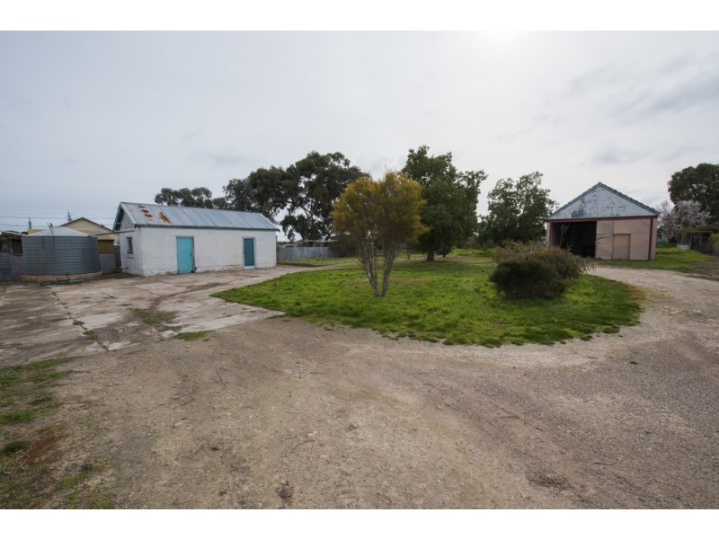 9 Pigeon Flat Road, Bordertown SA 5268