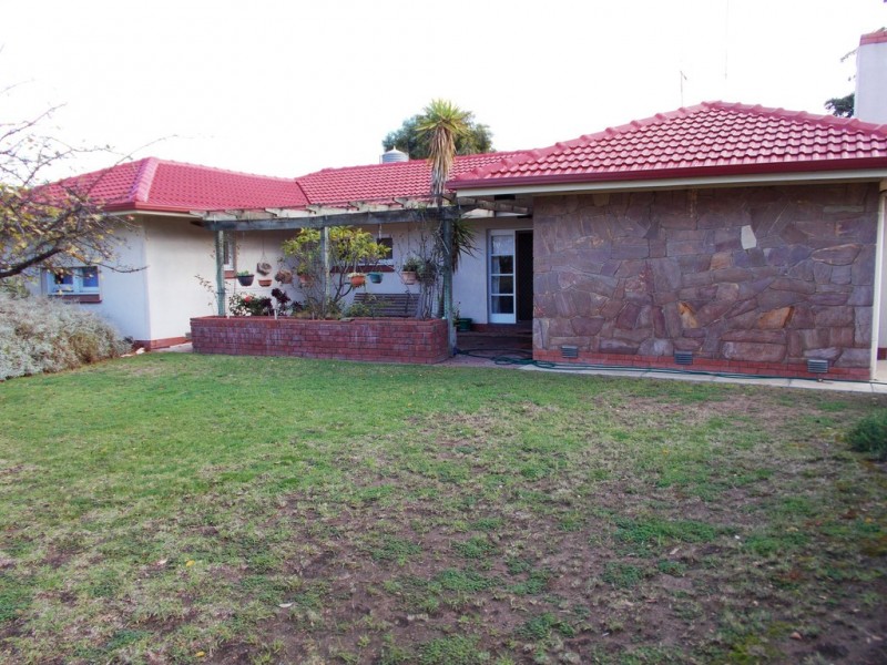 91 Park Terrace, Bordertown SA 5268