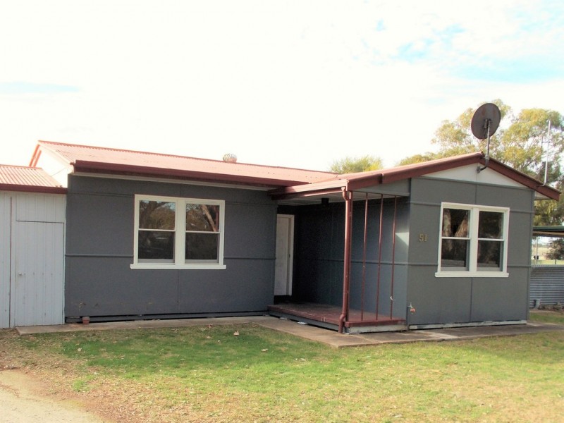 51 Albert Parade, Bordertown SA 5268