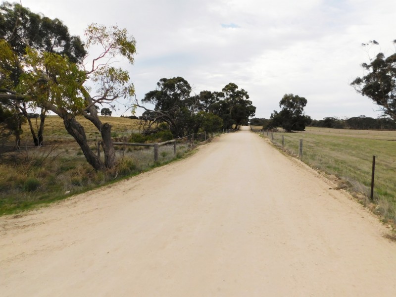 169 OConnell Road, Bordertown SA 5268