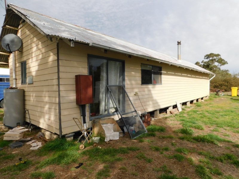 169 OConnell Road, Bordertown SA 5268