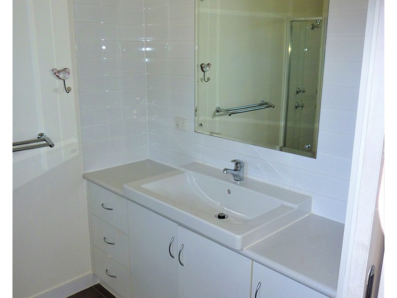 5 Osborne Court, Bordertown SA 5268