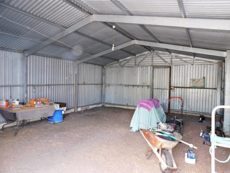 12 Railway Street, Serviceton VIC 3420