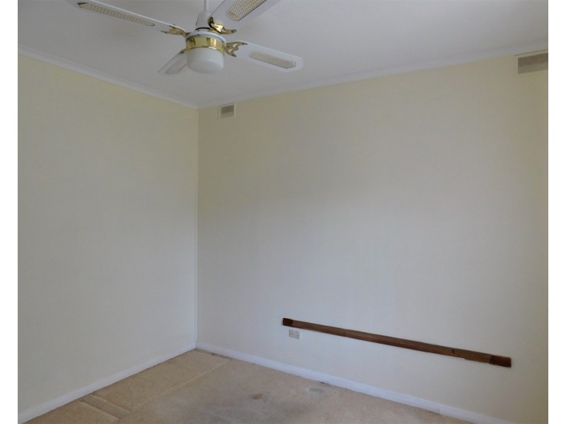 8 Jervois St, Bordertown SA 5268