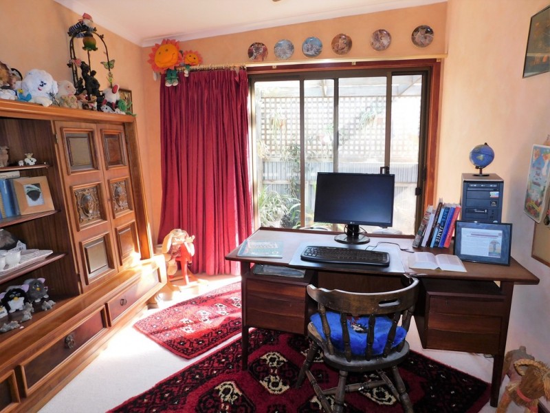 13 Elizabeth Avenue, Bordertown SA 5268