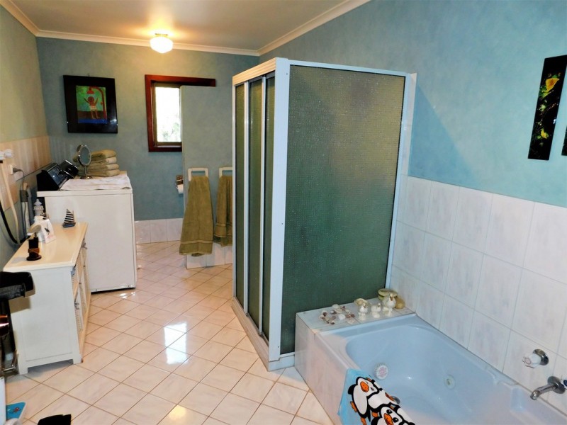 13 Elizabeth Avenue, Bordertown SA 5268