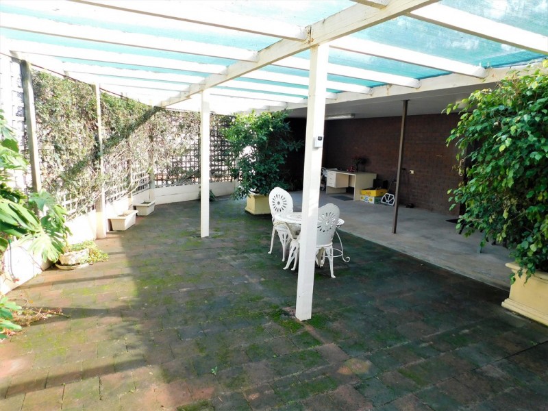 170 Victoria Pde, Bordertown SA 5268