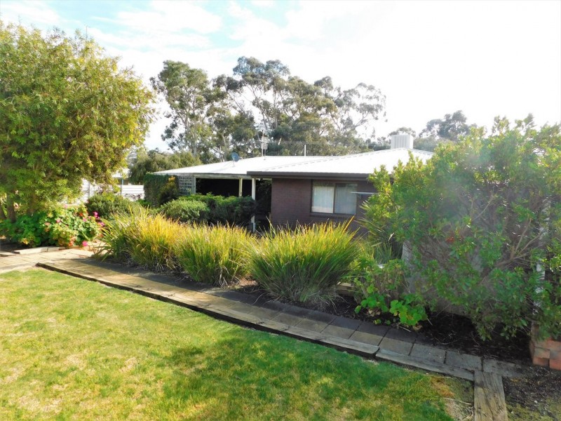 170 Victoria Pde, Bordertown SA 5268