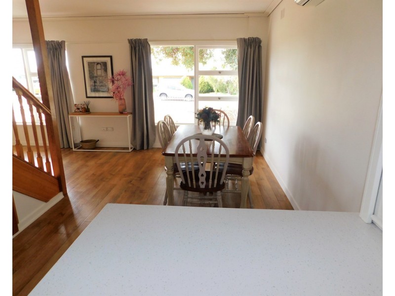 5 Fourth Street, Bordertown SA 5268