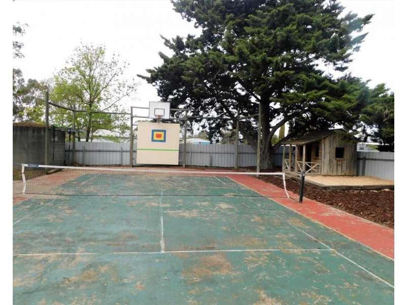 5 Fourth Street, Bordertown SA 5268