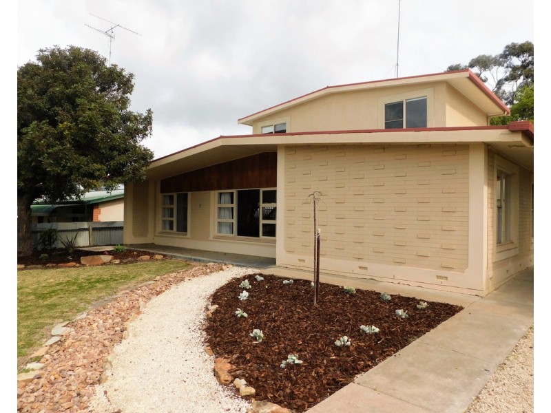 5 Fourth Street, Bordertown SA 5268