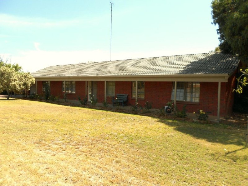 23 Albert Parade, Bordertown SA 5268