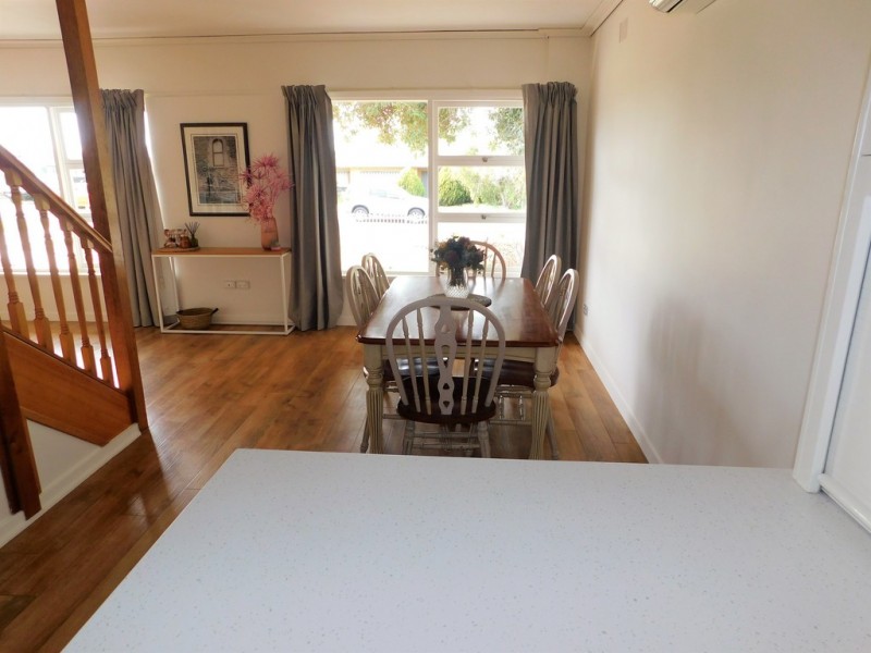 5 Fourth Street, Bordertown SA 5268