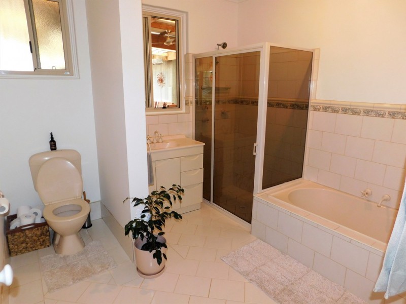 5 Fourth Street, Bordertown SA 5268