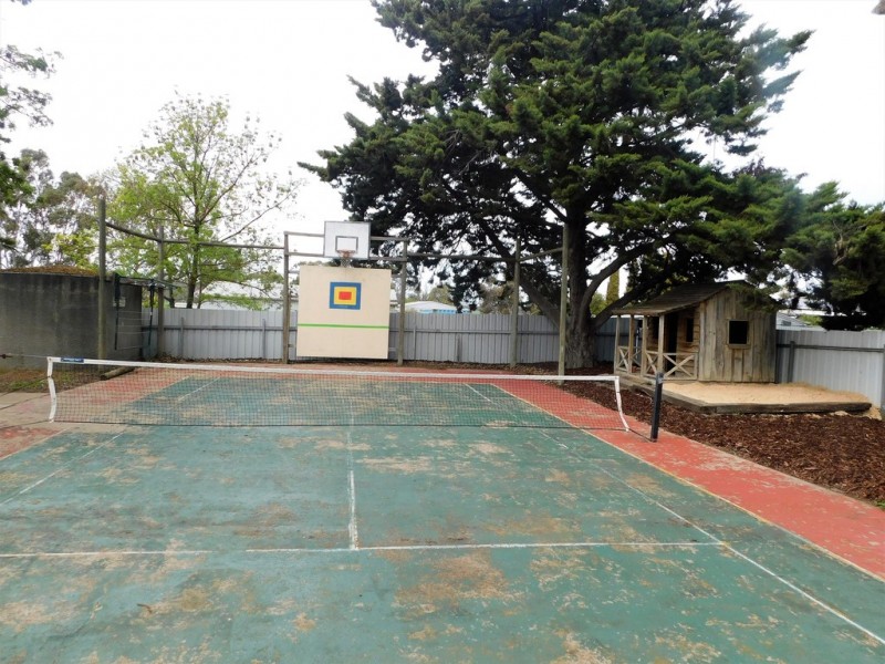 5 Fourth Street, Bordertown SA 5268