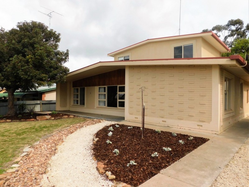 5 Fourth Street, Bordertown SA 5268