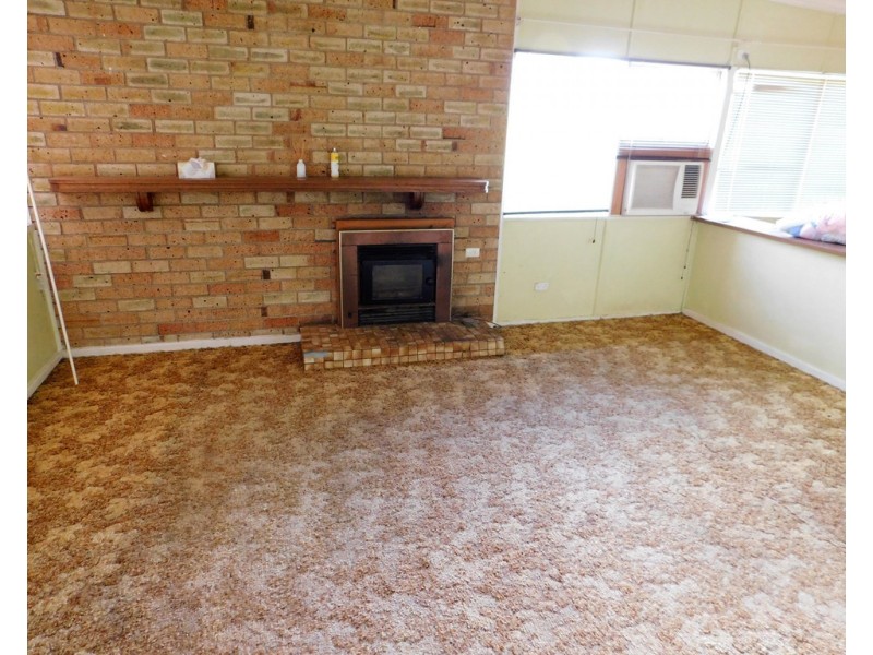 8 Dunn Street, Bordertown SA 5268