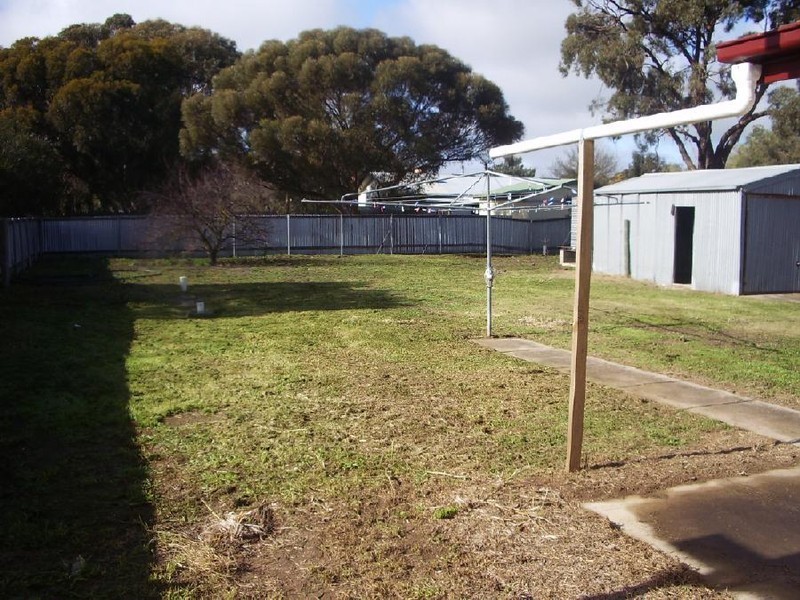 116 Ramsay Tce, Bordertown SA 5268